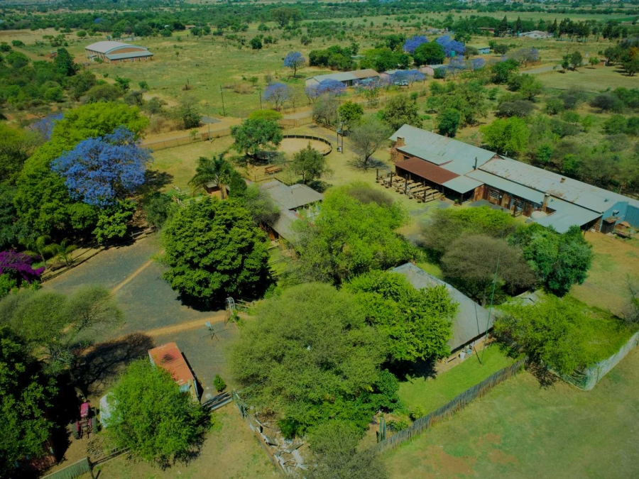 Commercial Property for Sale in Melodie North West